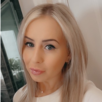 Hannah Brierley - Purchasing Department